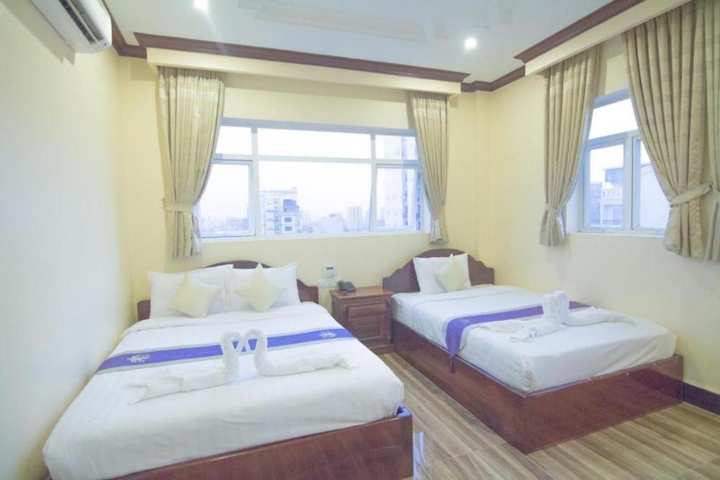 The Mou Hotel Phnom-Penh Buitenkant foto