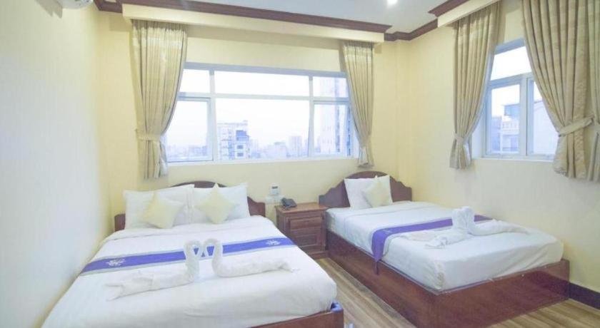The Mou Hotel Phnom-Penh Buitenkant foto