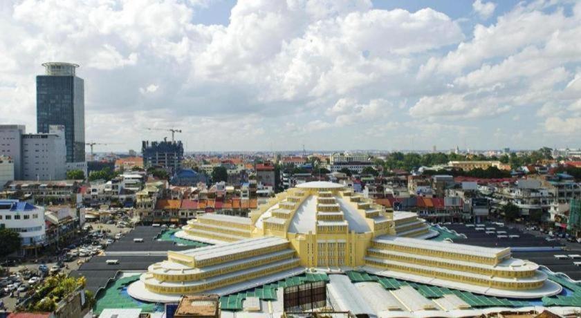 The Mou Hotel Phnom-Penh Buitenkant foto
