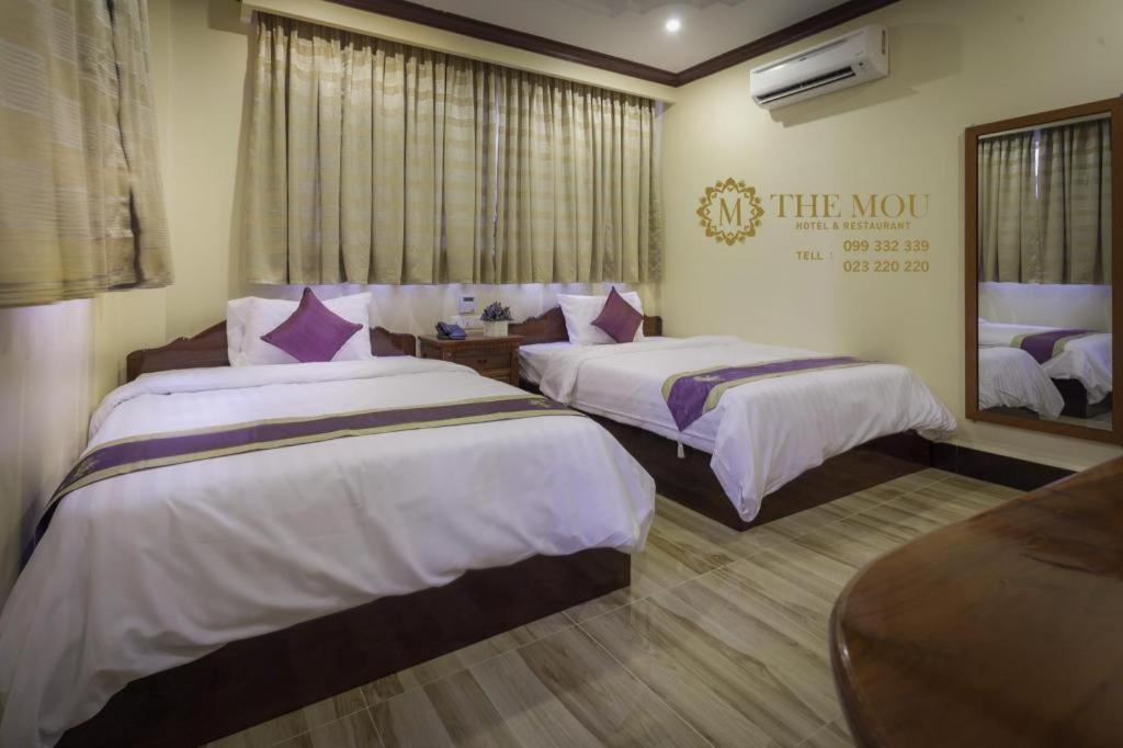 The Mou Hotel Phnom-Penh Buitenkant foto